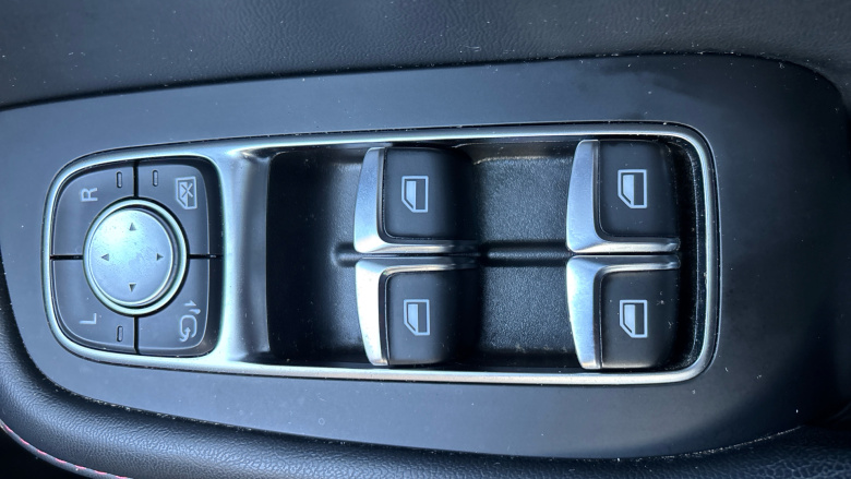 MG Hs 1.5 T-GDI Excite 5dr Petrol Hatchback